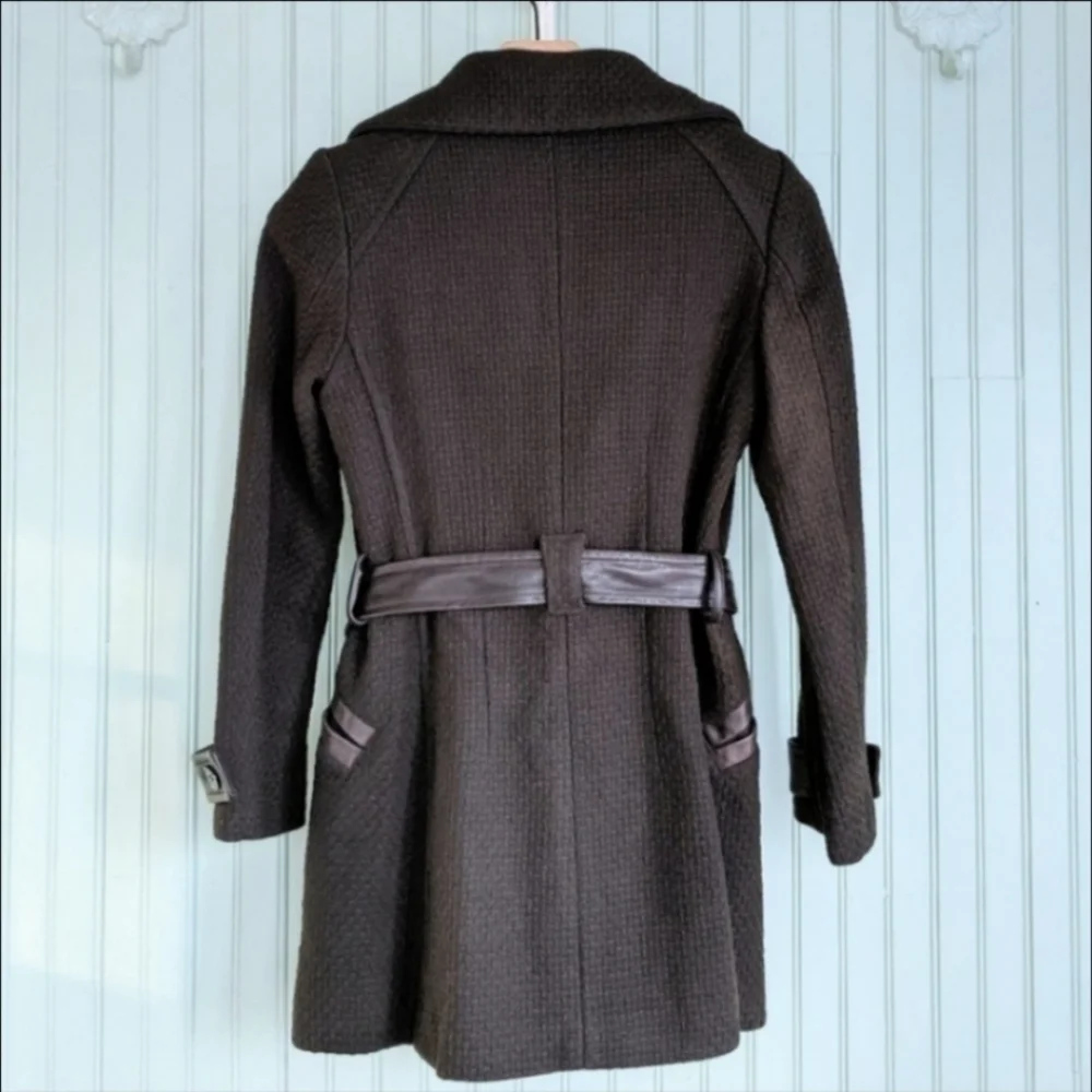 Cole Haan Wool Coat Leather Trim Statement Collar Belted Classic Vintage size 6